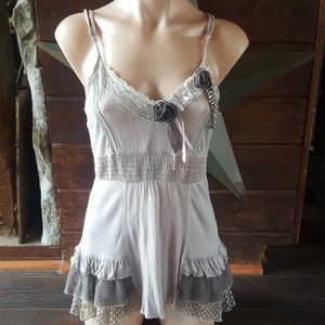 Very trendy summer top!